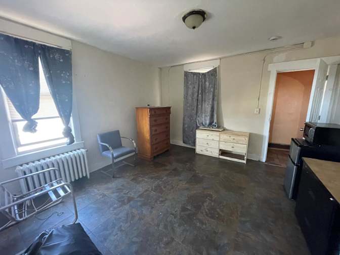 Cesar Luis's room