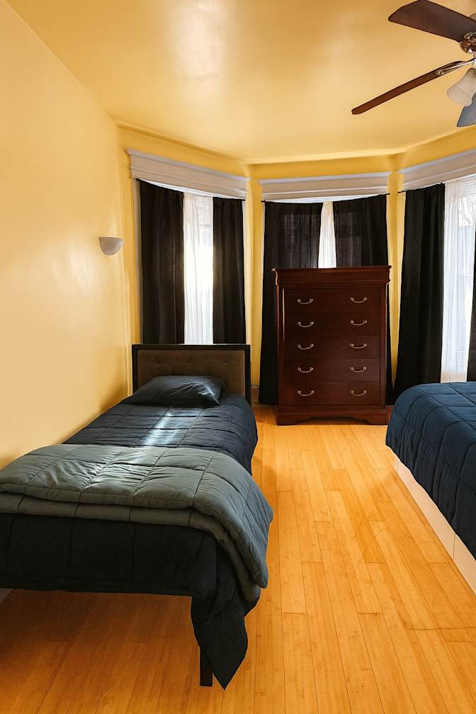 Dia's room