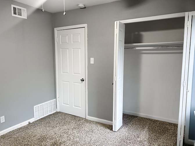 MOLLIE's room