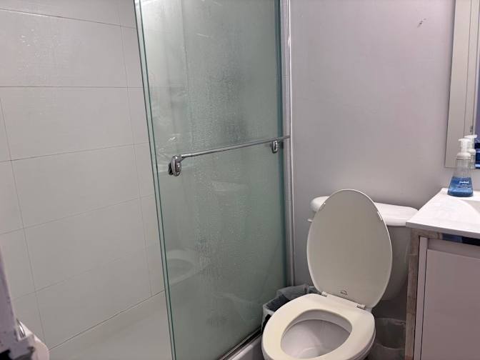 Gunasekaran's room