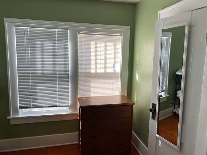 Thea's room