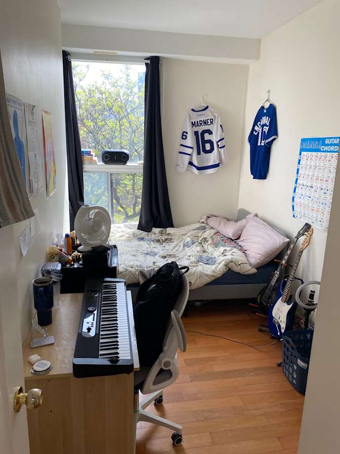 Winston's room