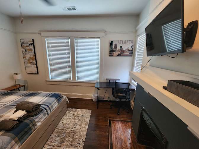 CL&C Property Management and Consulting's room