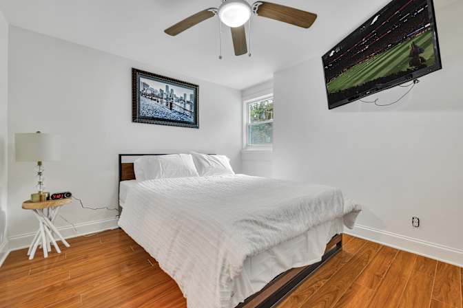 Lormensky Jean's room