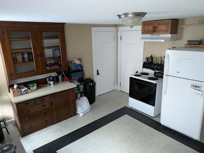 Jason C Johnson's room