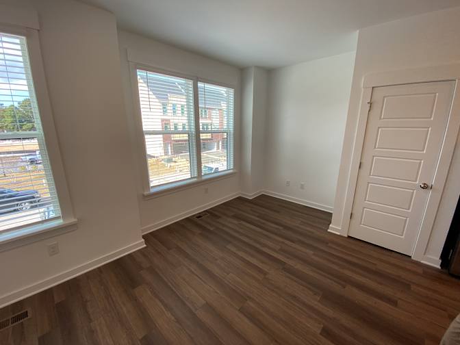 Alcove Rooms's room