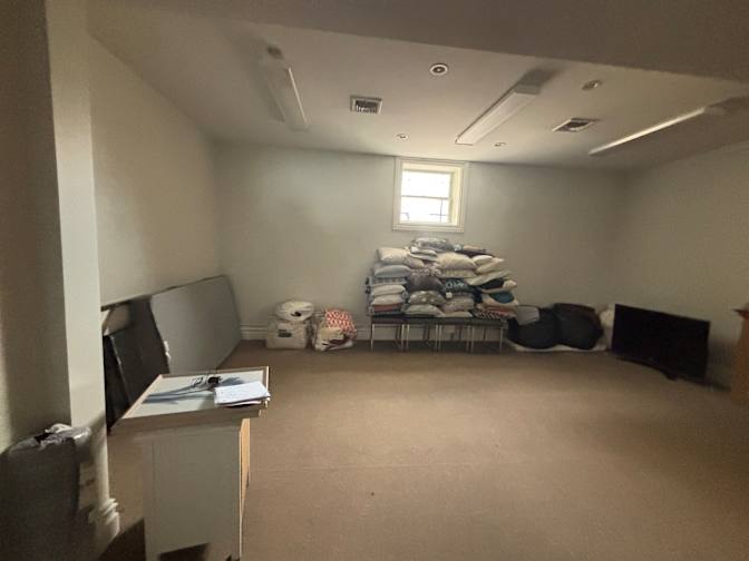 Dhru's room