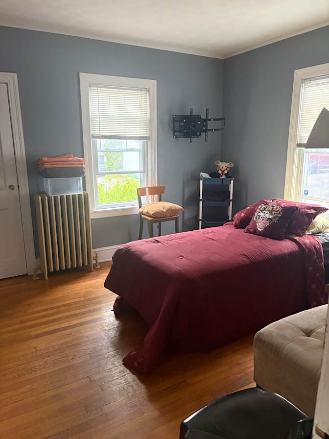 Jose Gonzalez's room