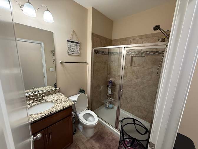 Alcove Rooms's room