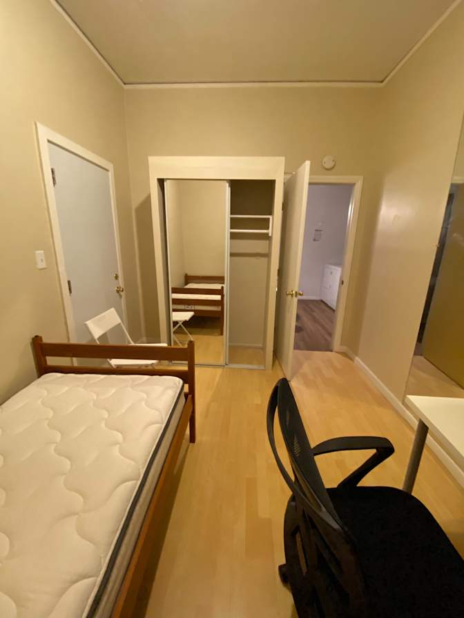 Tasos's room