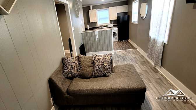 GBU Holdings Group's room