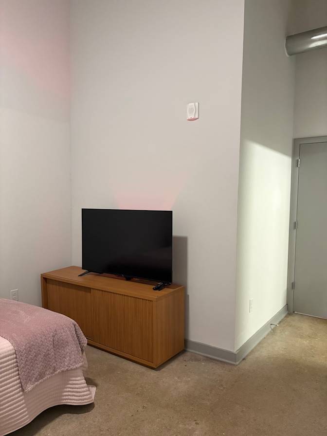 Viviana's room