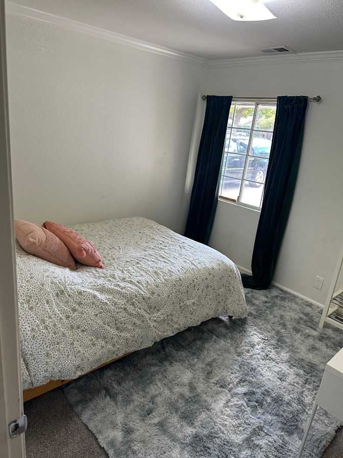 Flor's room