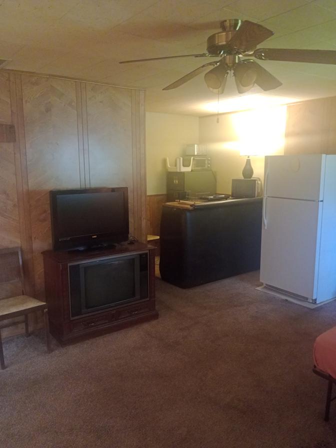 Steve angle's room