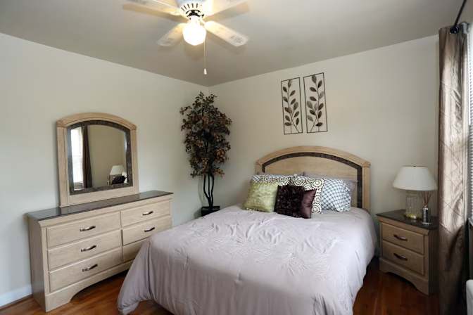 Funmi's room