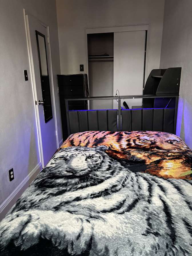 CeCe's room