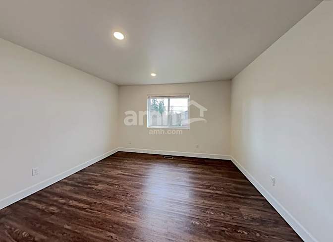 Mark's room