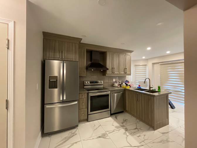 Vameesha Patel's room