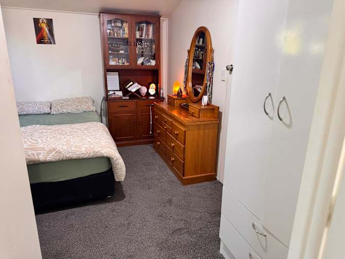 Roy Abraham's room