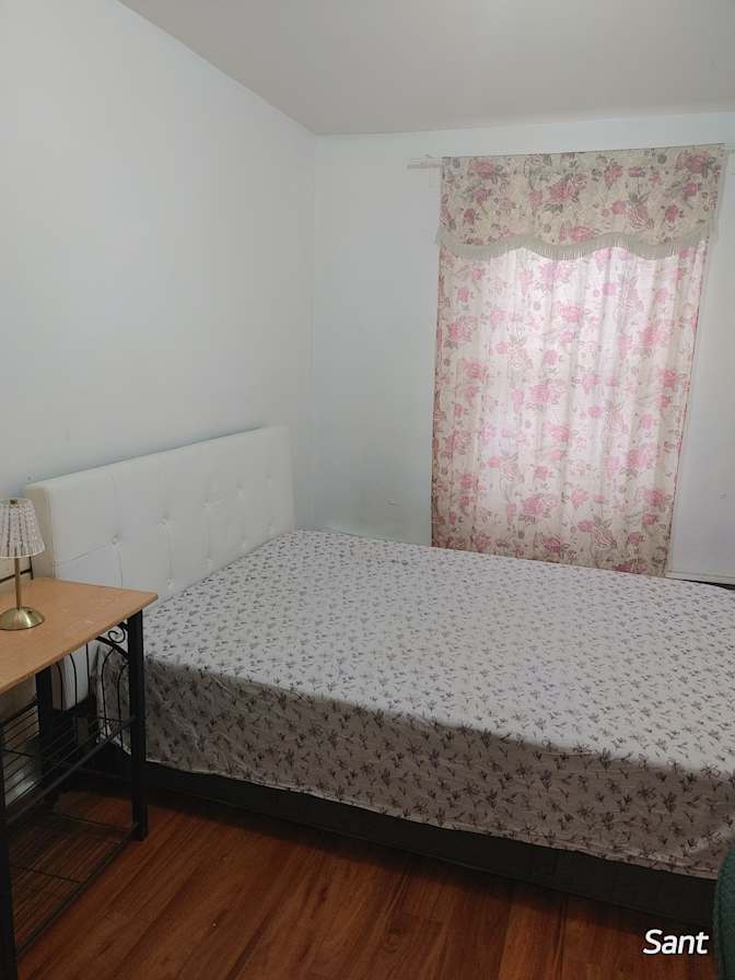 sana's room