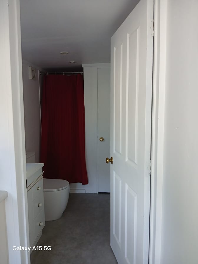 Dei's room