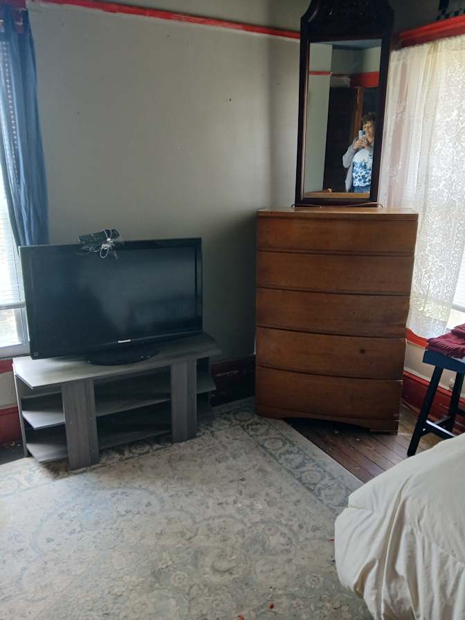 Juanita's room
