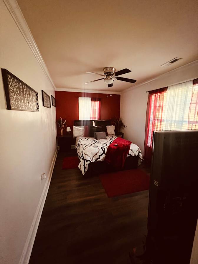 anesia's room