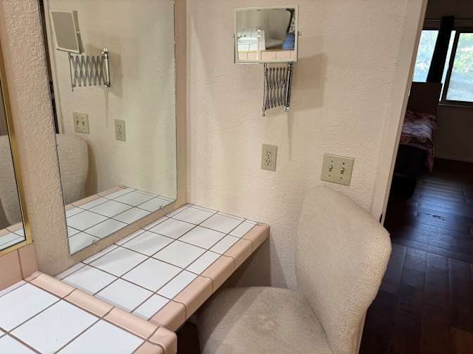 Antonio's room
