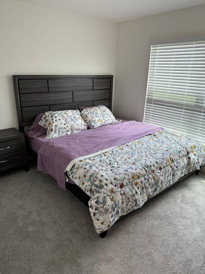 Agnes's room
