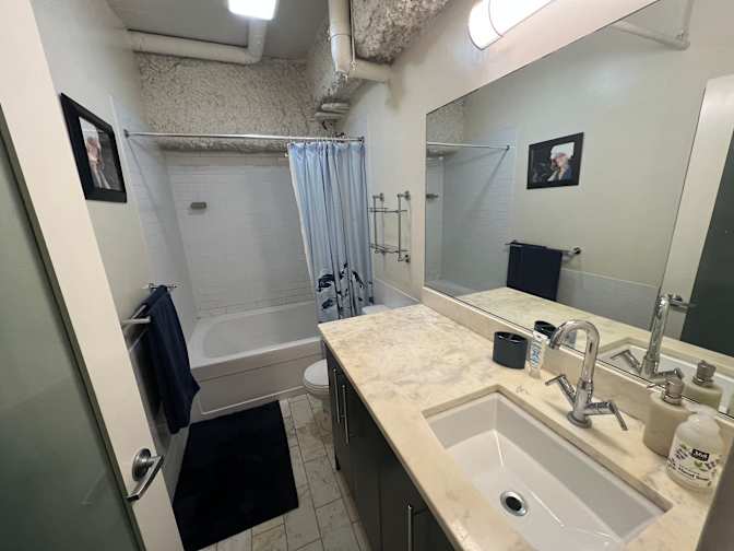 Demetri Dokos's room