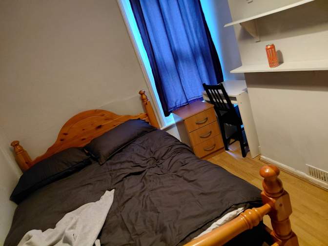 Freya Durham's room