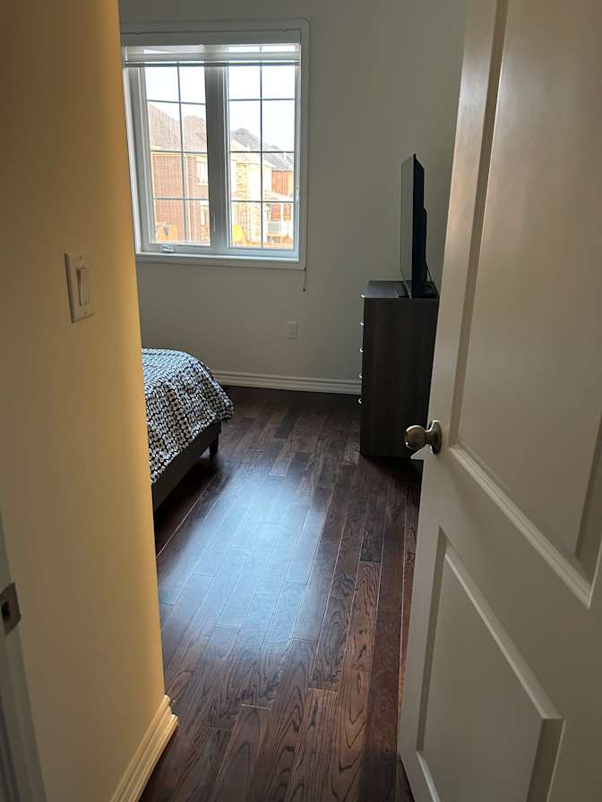 Latoya's room