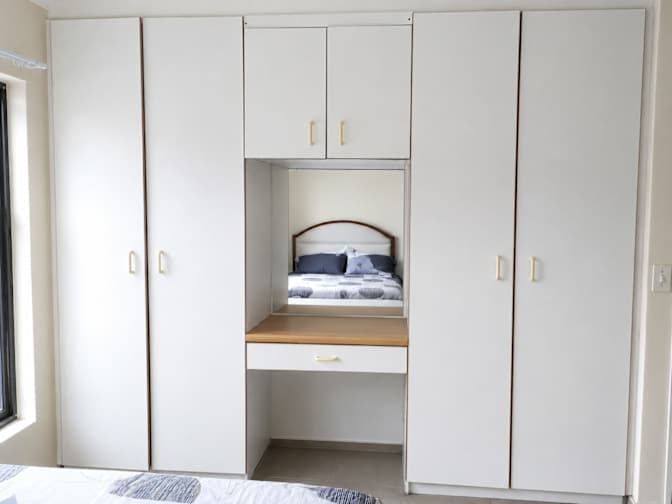 Tracy Lee Smuts's room