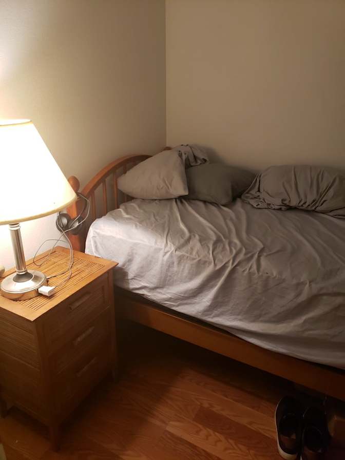 Armando's room