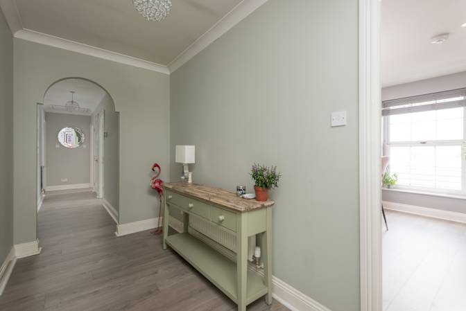 Jasmin Bouverie's room