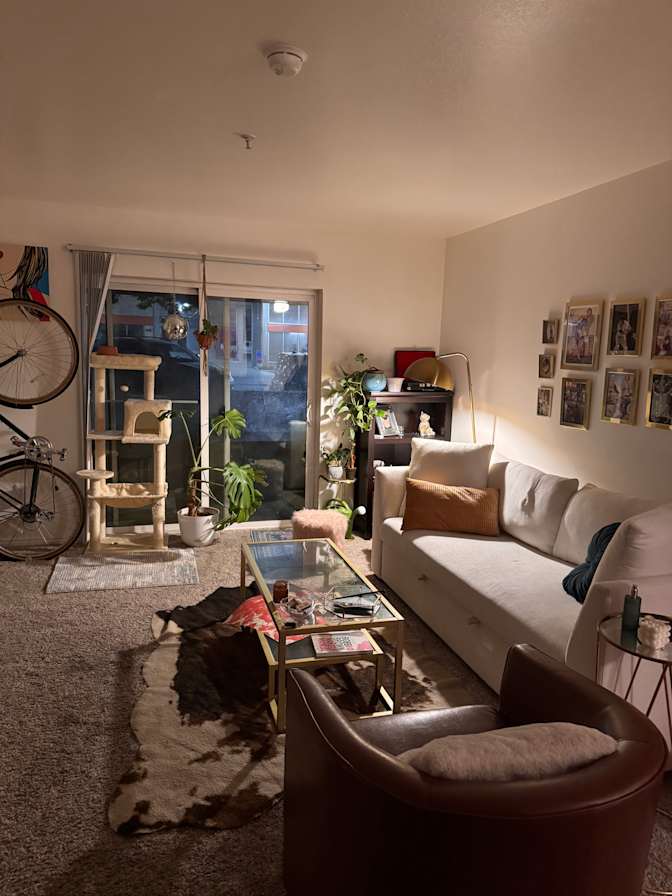 Hannah's room