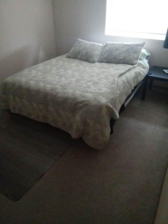 Markzz's room