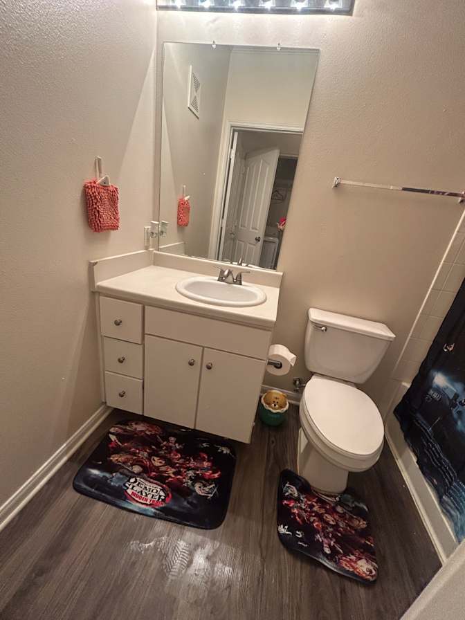 Ra Al's room