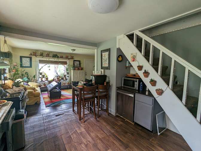 Elizabeth Collins's room