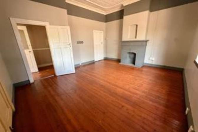 Tshikani's room