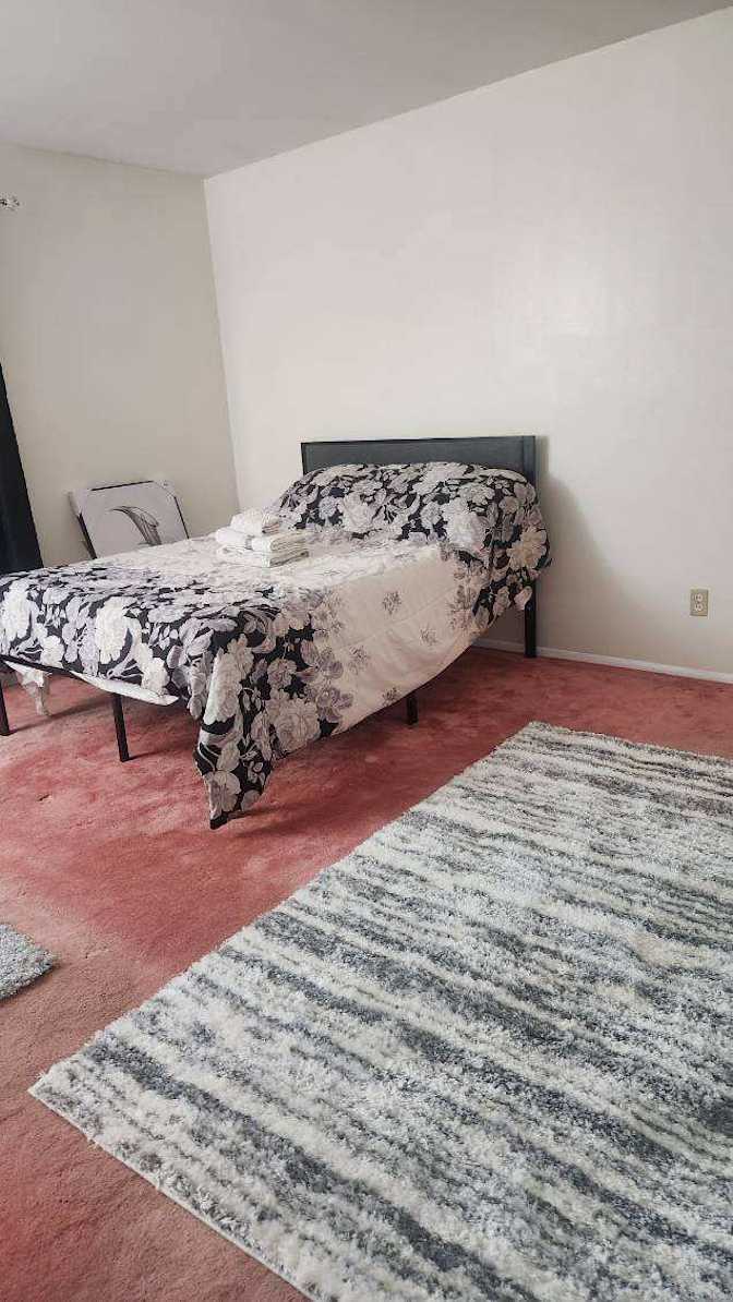 Faz's room