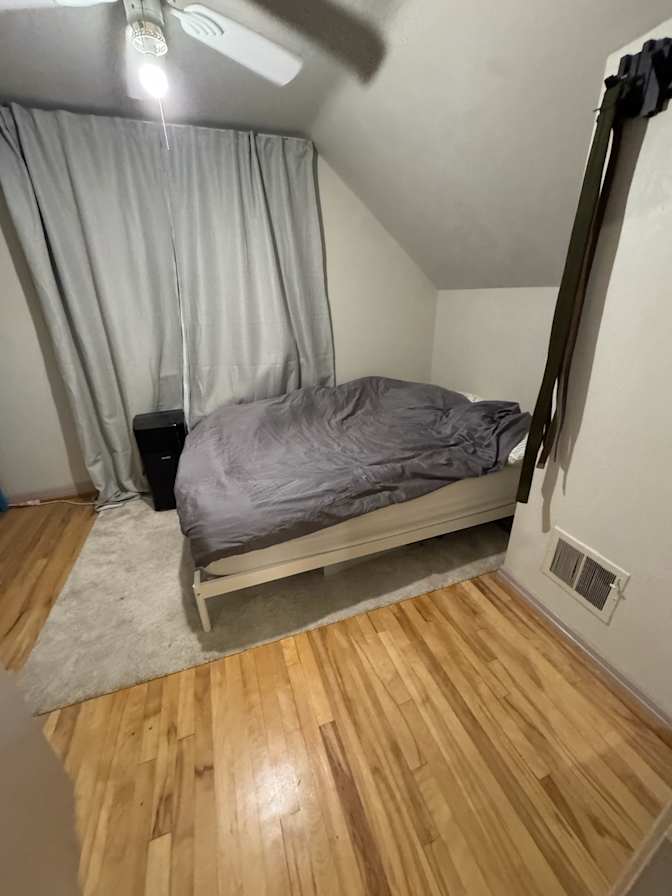 Lamees's room