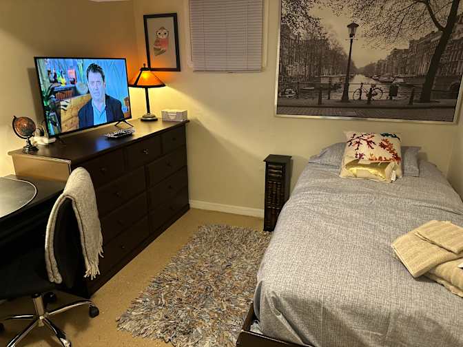 Geo's room