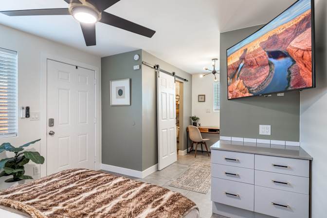 Lou Lou's room
