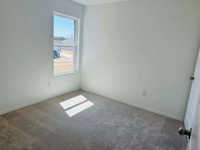 knoxnave's room