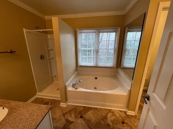 Alcove Rooms's room