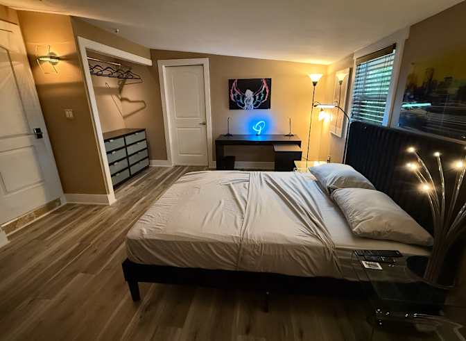 Julian Guerrero's room