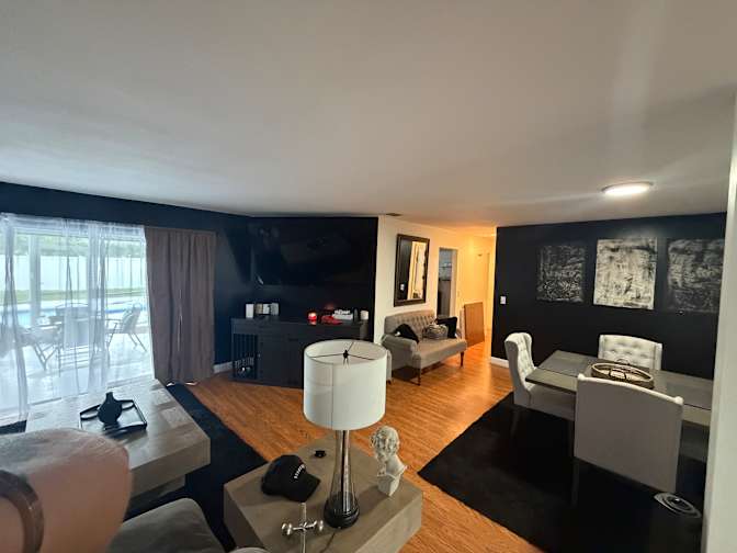 Kyle Shoemaker's room