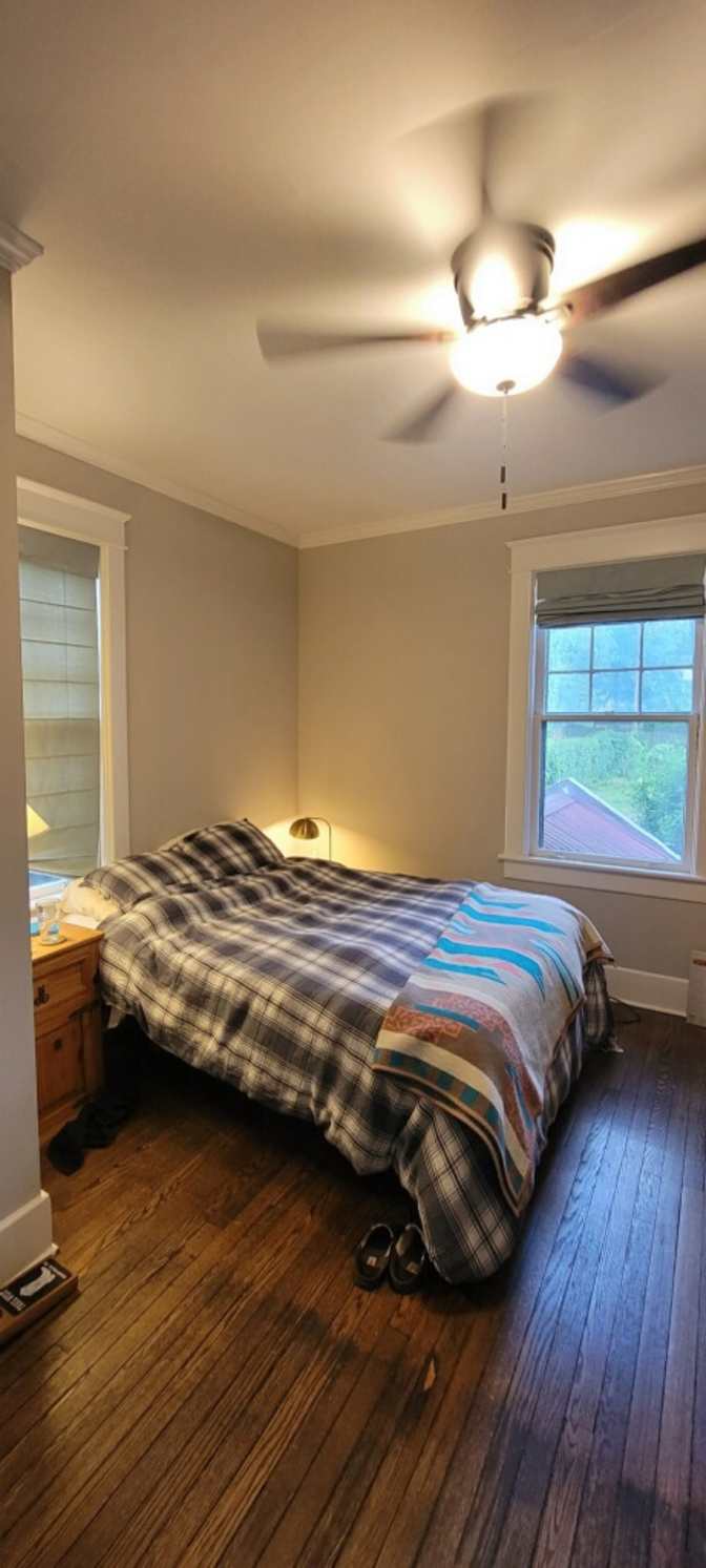 Ava's room