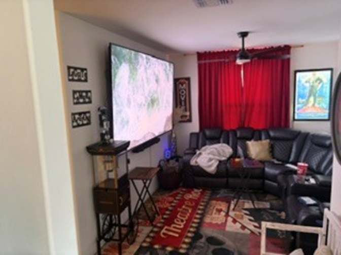anthony williams's room